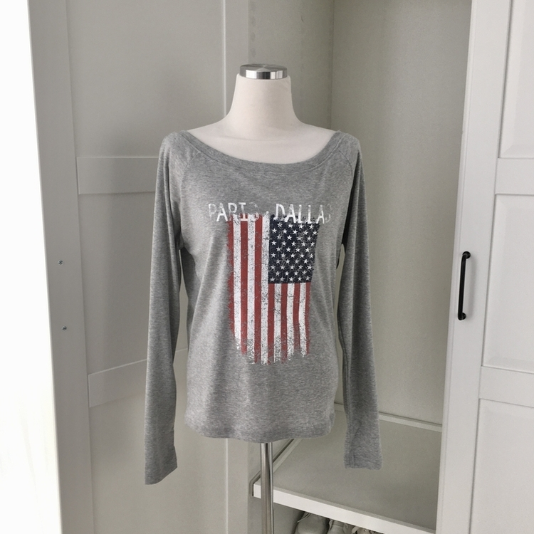 アメリカンオフショルダー長袖Tシャツ