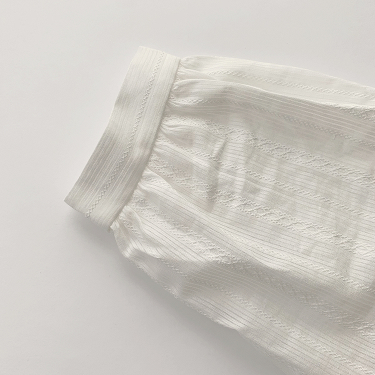 러블리 무드 슈니 펀칭 자수 퍼프 여름 긴팔 콩단추 블라우스