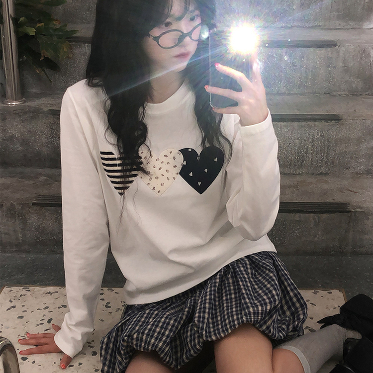 ハートワッペン長袖Tシャツ IVORY