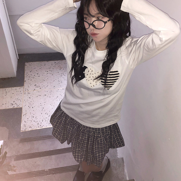 ハートワッペン長袖Tシャツ IVORY