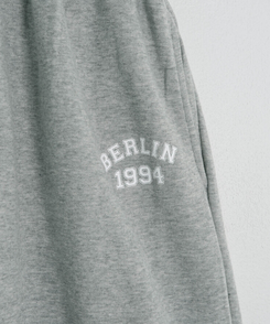 【SET】フードジップアップ＋トレーニングパンツ