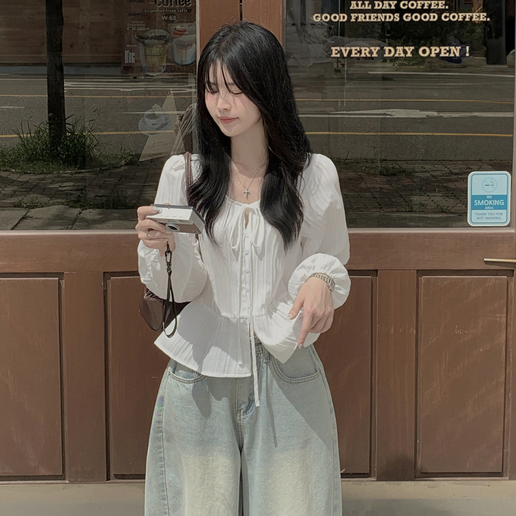 러블리 리본 스트랩 핀턱 프릴 긴팔 루즈핏 줄지 블라우스 화이트