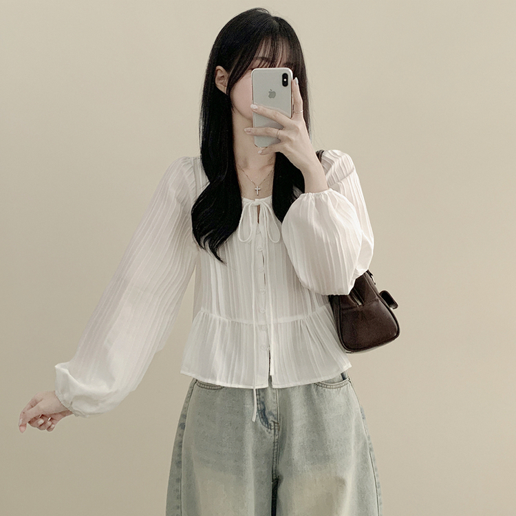 러블리 리본 스트랩 핀턱 프릴 긴팔 루즈핏 줄지 블라우스 화이트