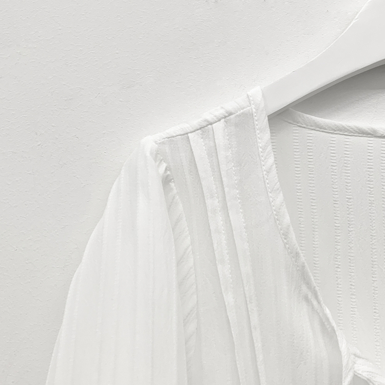 러블리 리본 스트랩 핀턱 프릴 긴팔 루즈핏 줄지 블라우스