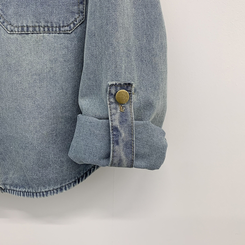 セミクロップロールアップデニムシャツ