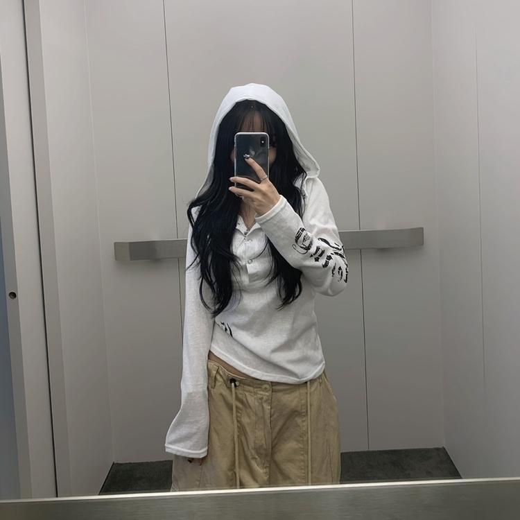 レタリングフード長袖Tシャツ IVORY