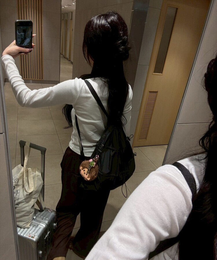 레이즈 스트링 백팩 블랙