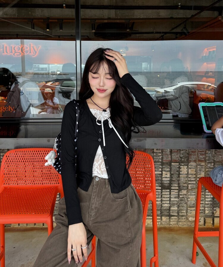 레이스 리본 레이어드 티셔츠 블랙