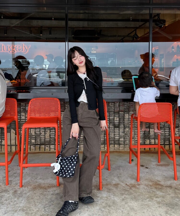 레이스 리본 레이어드 티셔츠 블랙