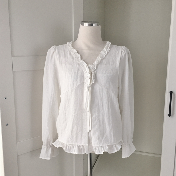 엔젤 프릴 리본 레이어드 발레코어 퍼프 레이스 셔링 긴팔 블라우스