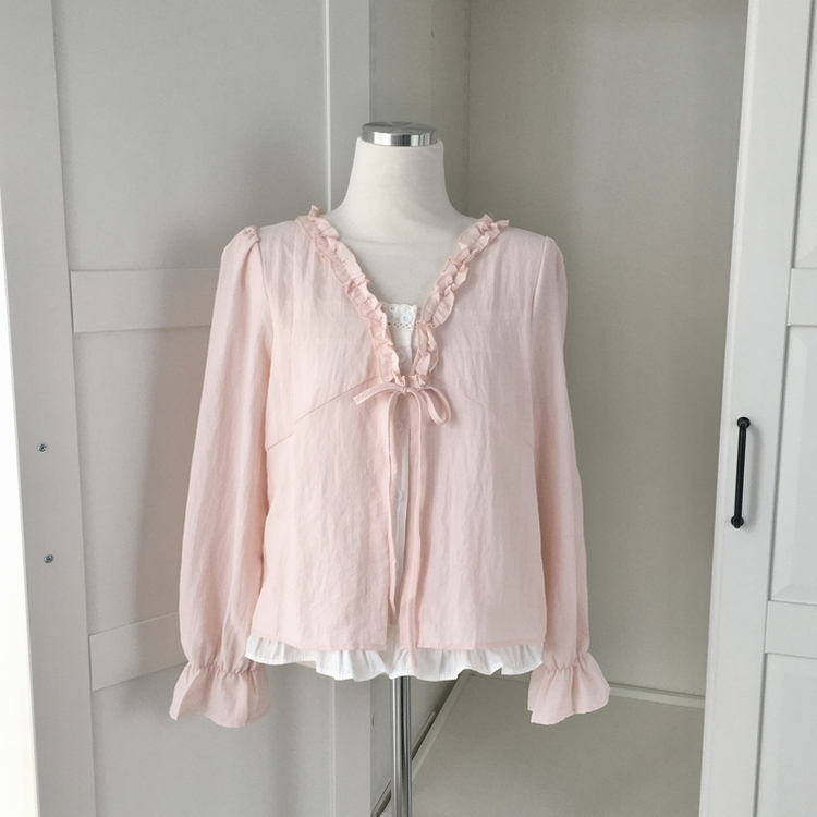 엔젤 프릴 리본 레이어드 발레코어 퍼프 레이스 셔링 긴팔 블라우스