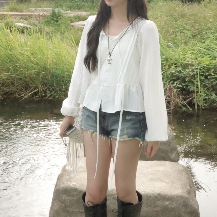 청순 여리 리본 핀턱 러블리 스트랩 프릴 긴팔 줄지 블라우스 화이트