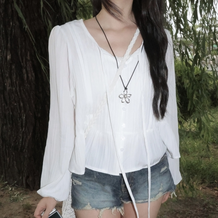 청순 여리 리본 핀턱 러블리 스트랩 프릴 긴팔 줄지 블라우스 화이트