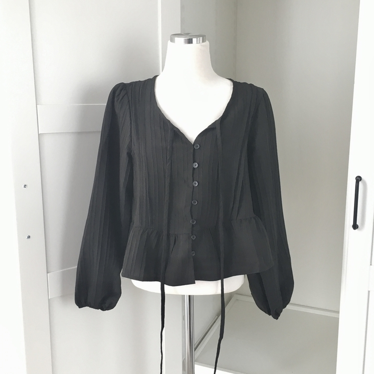 청순 여리 리본 핀턱 러블리 스트랩 프릴 긴팔 줄지 블라우스