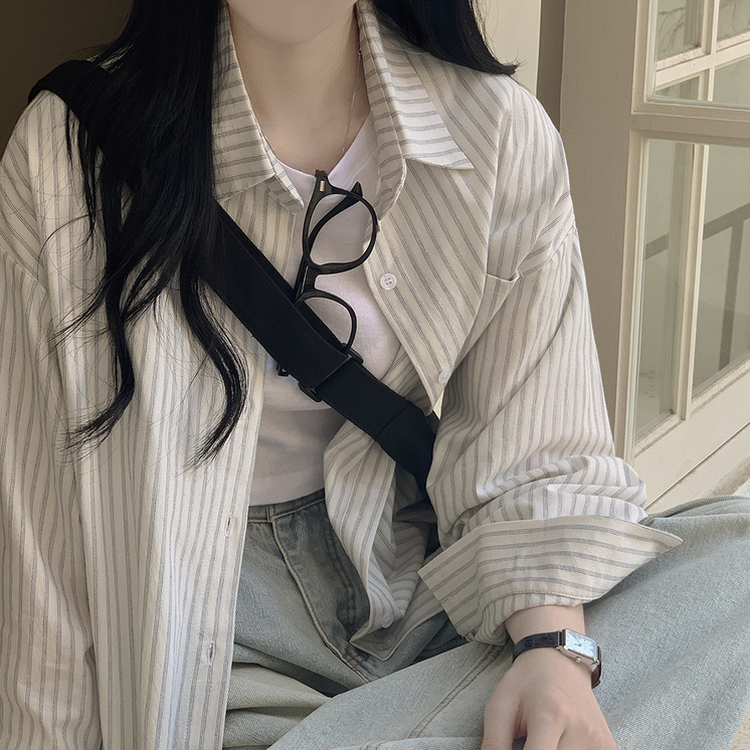 왕오버핏 스트라이프 포켓 긴팔셔츠 남방 소라