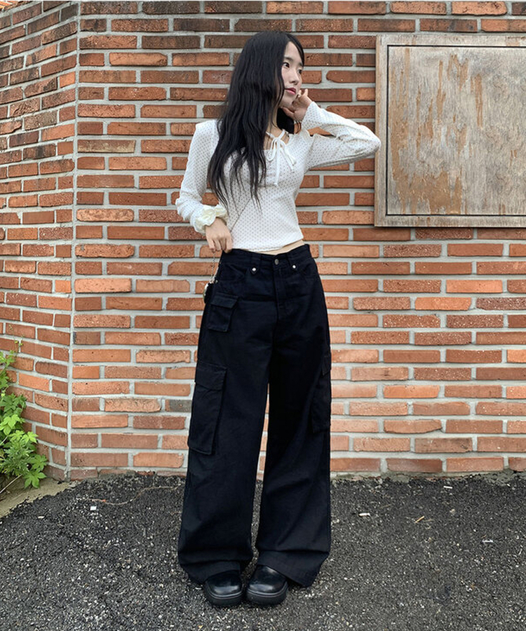 MADE 리버드 코튼 카고 미니포켓 다트절개 와이드 팬츠 로우블랙