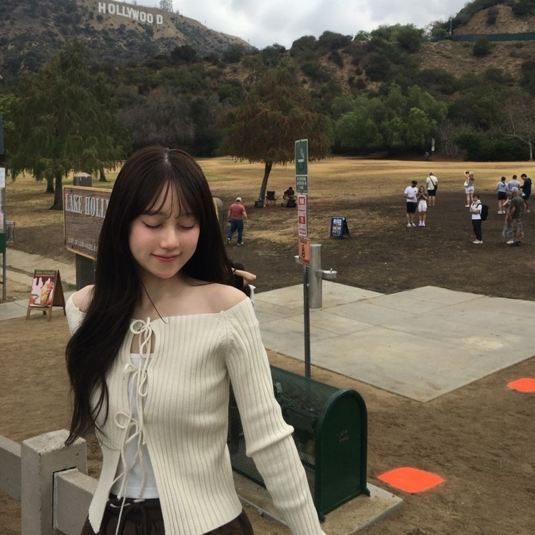 オフショルダーリボンカーディガン IVORY