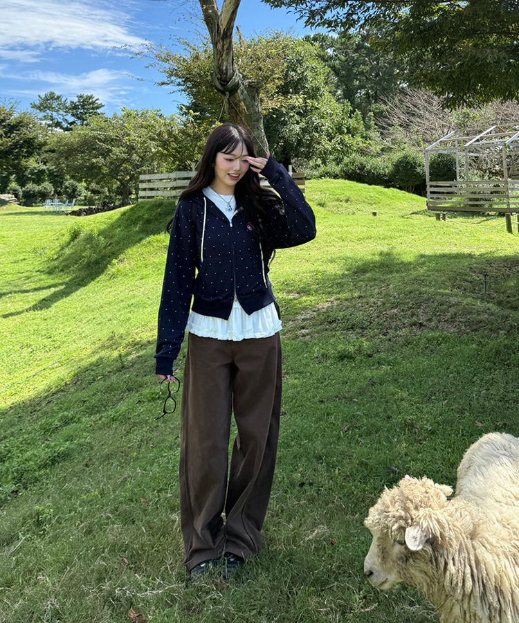 레이어드 레이스 프릴 라운드 긴팔티셔츠 화이트