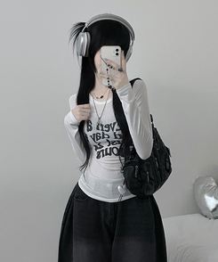 レタリングプリンティング長袖Tシャツ IVORY