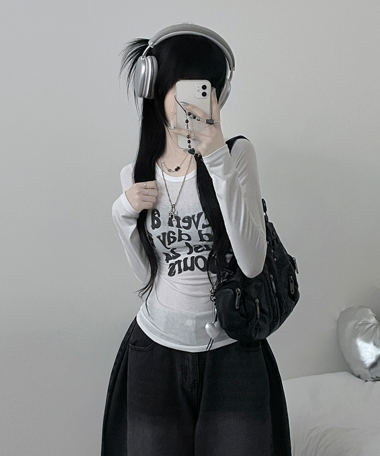 レタリングプリンティング長袖Tシャツ IVORY