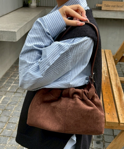 スエードショルダーバック｜バッグ｜韓国ファッション通販 SONA