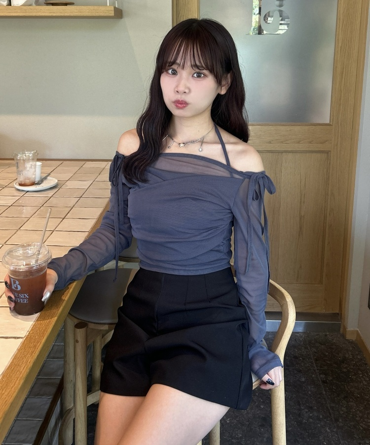 M me eme サイドリボン ビジュー オフショル シアートップス BLACK M me eme サイドリボンビジューオフショルシアートップス BLACK