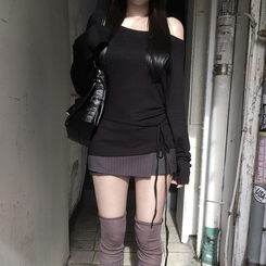 ディープネックTシャツ BLACK