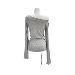 ディープネックTシャツ