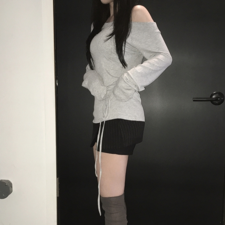 ディープネックTシャツ LIGHT GRAY