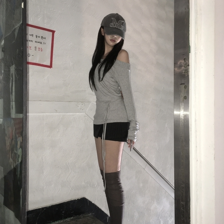 ディープネックTシャツ LIGHT GRAY