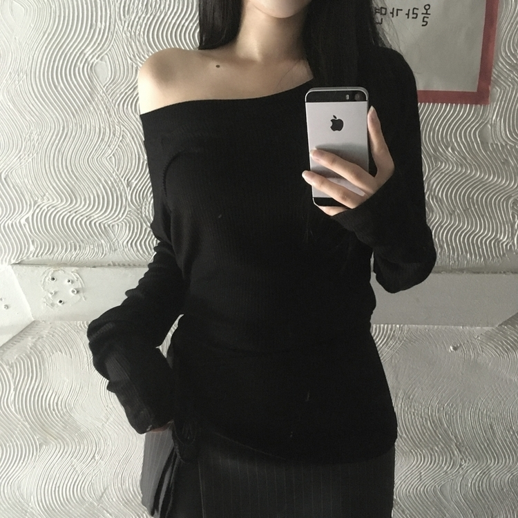 ディープネックTシャツ BLACK