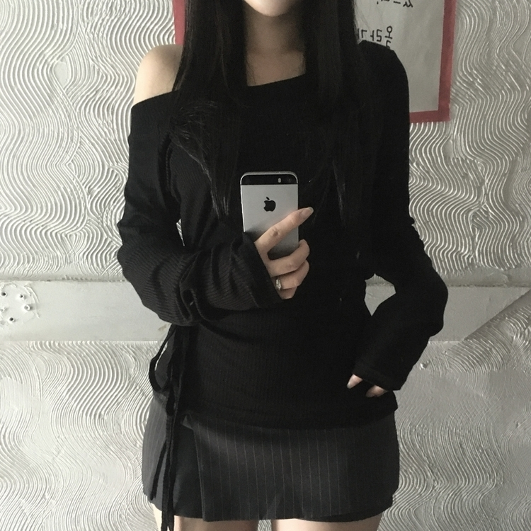 ディープネックTシャツ BLACK