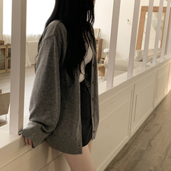 왕오버핏 브이넥 와이드소매 간절기 가디건 다크그레이