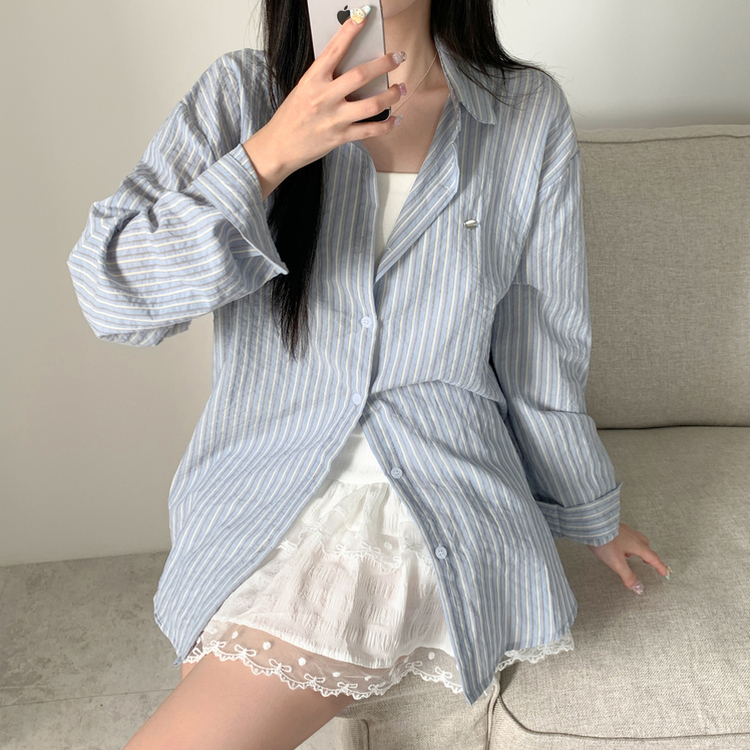 9097【即完売モデル】ダブレット☆総柄ストライプシャツ　入手困難　美品 9097【即完売モデル】ダブレット☆総柄ストライプシャツ 入手