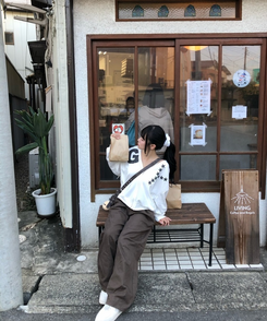 GYロゴフードジップアップ IVORY