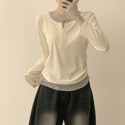 투픽 라운드 버튼 펜던트 버튼 레이어드 단추 긴팔 티셔츠 아이보리