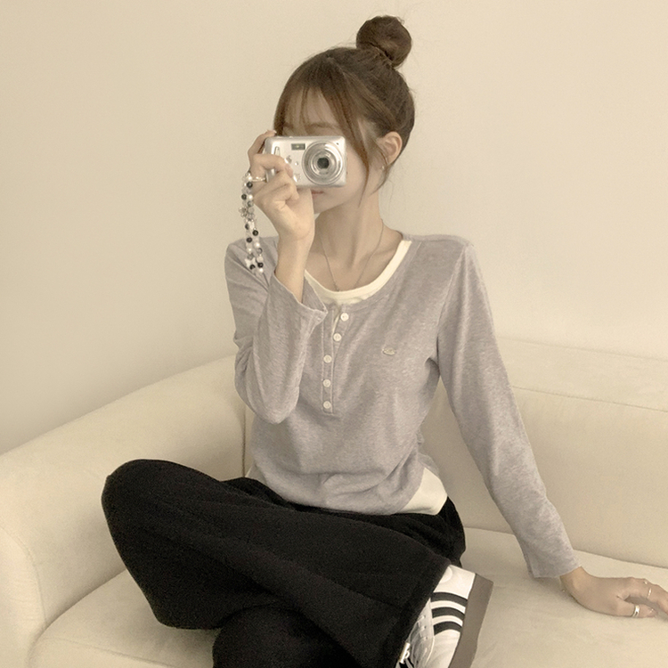 투픽 라운드 버튼 펜던트 버튼 레이어드 단추 긴팔 티셔츠 그레이