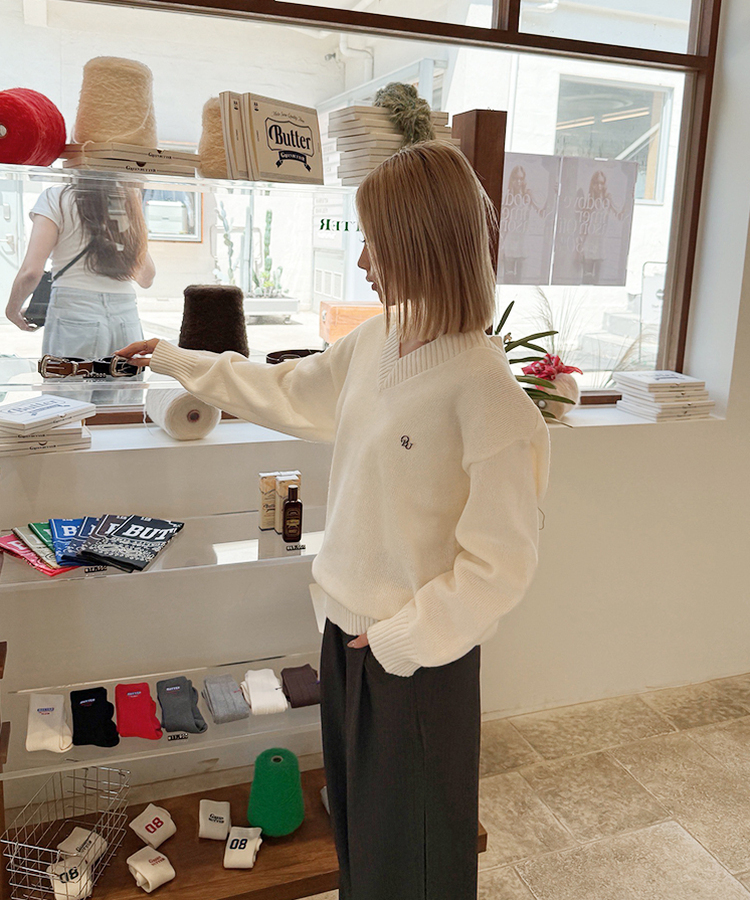 【単独制作/特価】oluデイリーラウンドネック、Vネック2種ニット IVORY(V-neck)