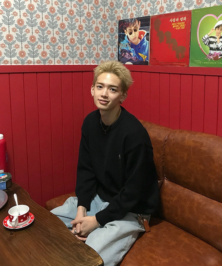 【単独制作/特価】oluデイリーラウンドネック、Vネック2種ニット BLACK(R-neck)