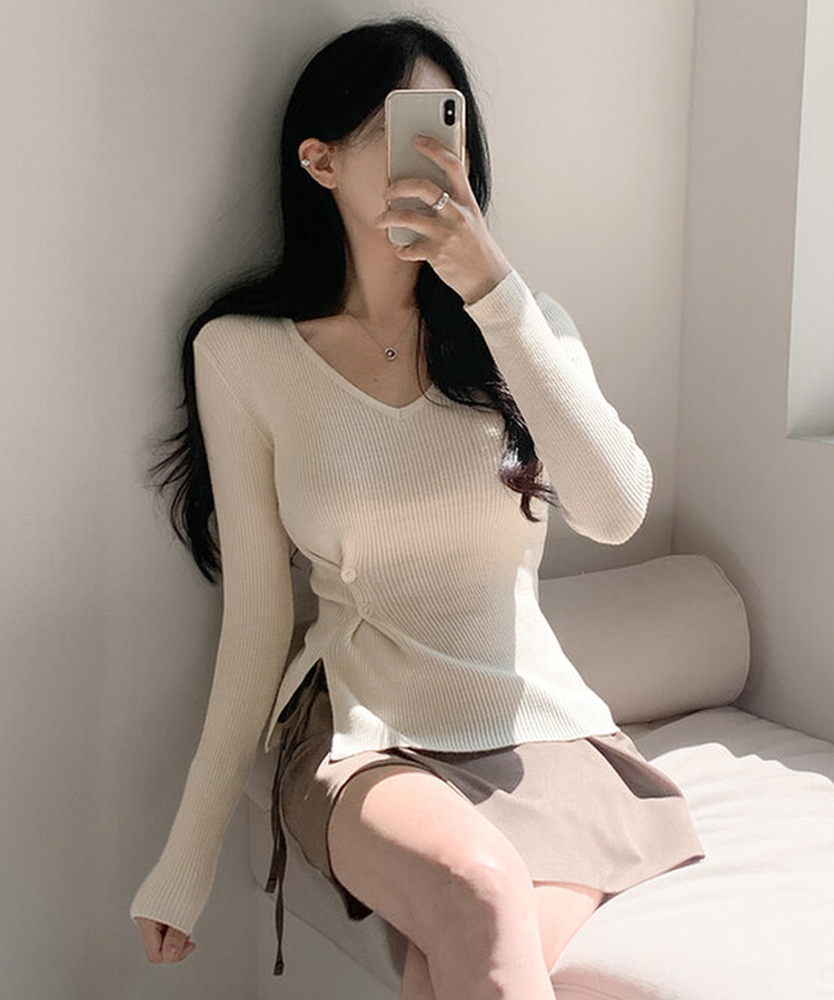 소르 여리 슬림 브이 니트 아이보리