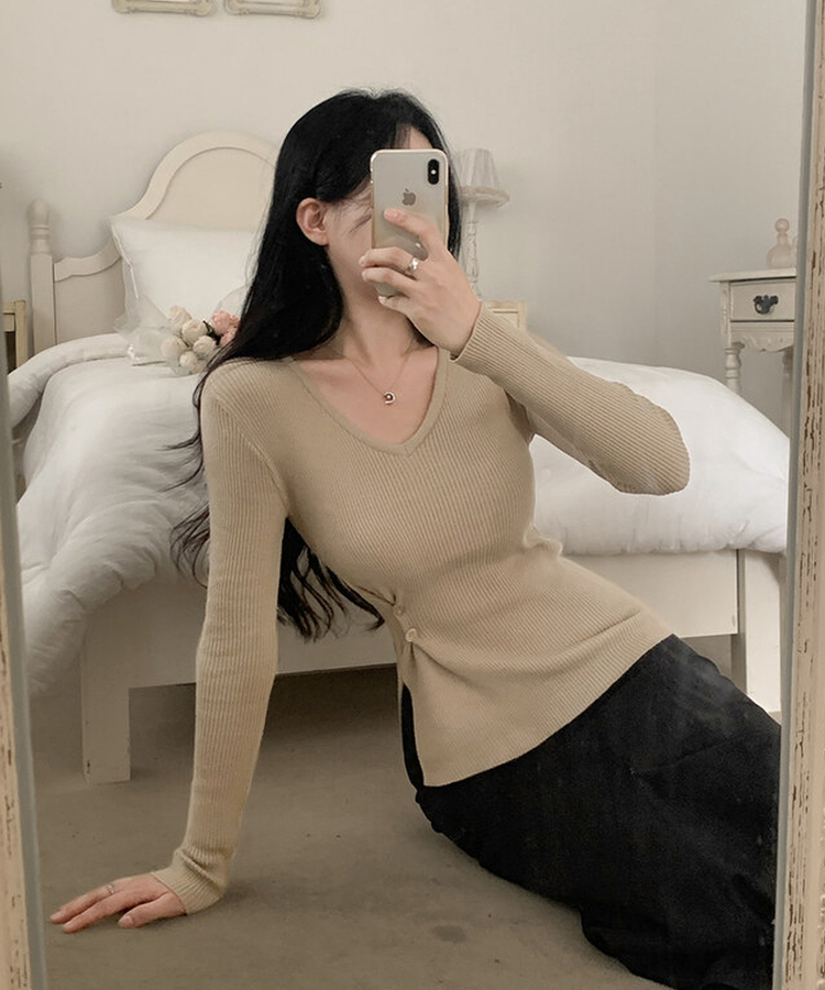 소르 여리 슬림 브이 니트 베이지