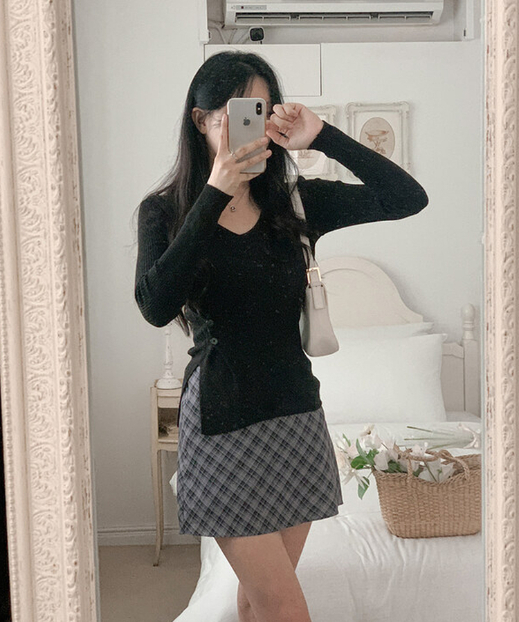 소르 여리 슬림 브이 니트 블랙