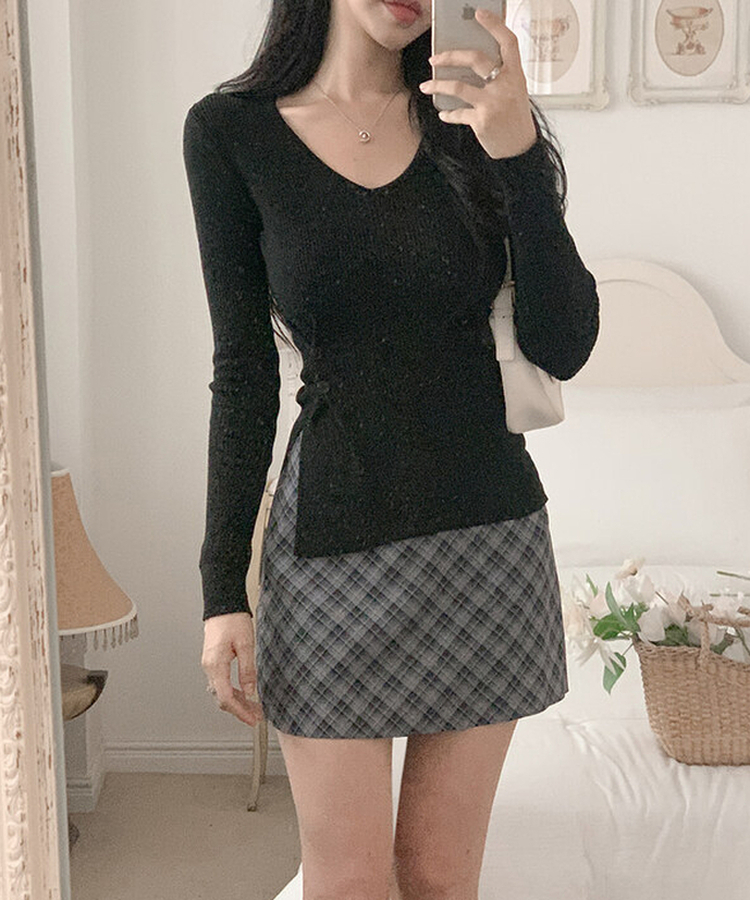 소르 여리 슬림 브이 니트 블랙