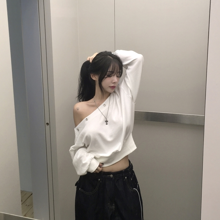 オフスタッドトレーナー WHITE