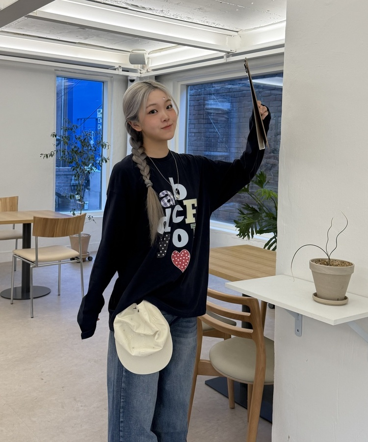 オーバーフィット長袖Tシャツ NAVY