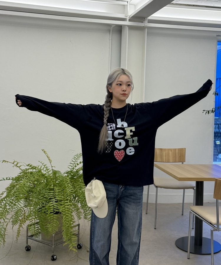 オーバーフィット長袖Tシャツ NAVY