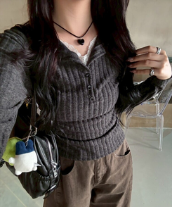 러빈 레이스 티셔츠 먹색