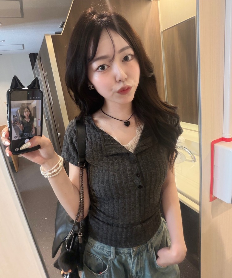 러빈 레이스 티셔츠 먹색