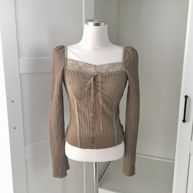 라떼 레이스 리본 퍼프 긴팔티셔츠 블라우스