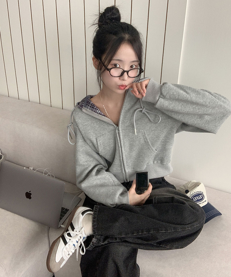 푸티 배색 체크 크롭 오버핏 스트링 후드집업 연그레이